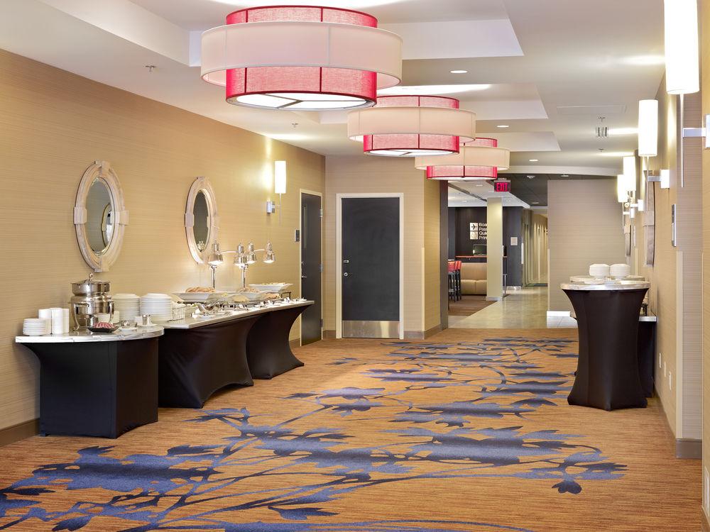 Courtyard By Marriott Edmonton West Hotell Restaurang bild