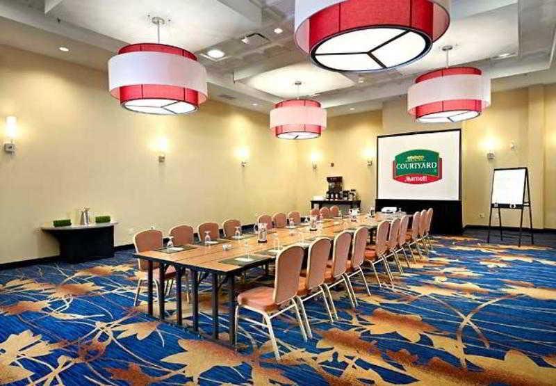 Courtyard By Marriott Edmonton West Hotell Exteriör bild